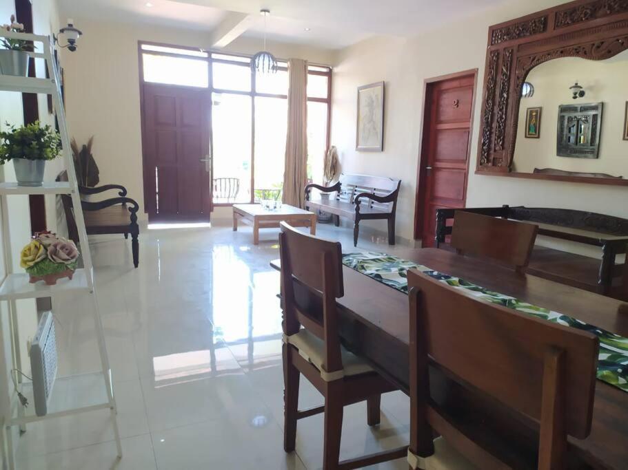 Hazel House With Swimming Pool By Grorental Bandung Exterior foto